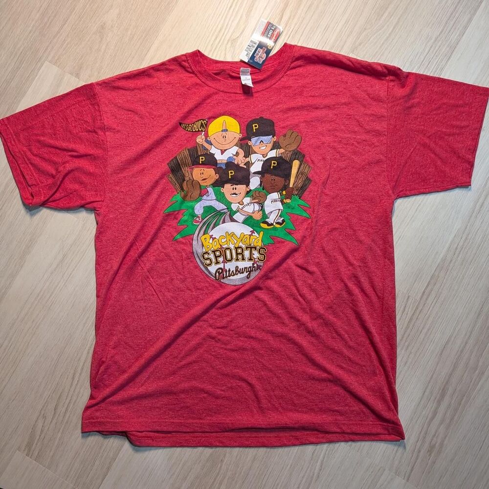 Men's Pittsburgh Pirates Backyard Sports T-Shirt NWT
